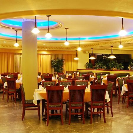 Royal Garden Reynosa Hotel Exterior foto